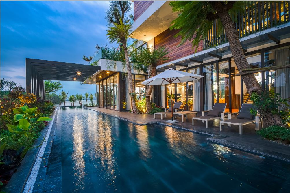 Hồ bơi Flamingo Hải Tiến Resort